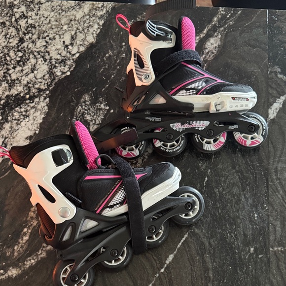 Women's Black and Pink Rollerblades - Picture 1 of 4